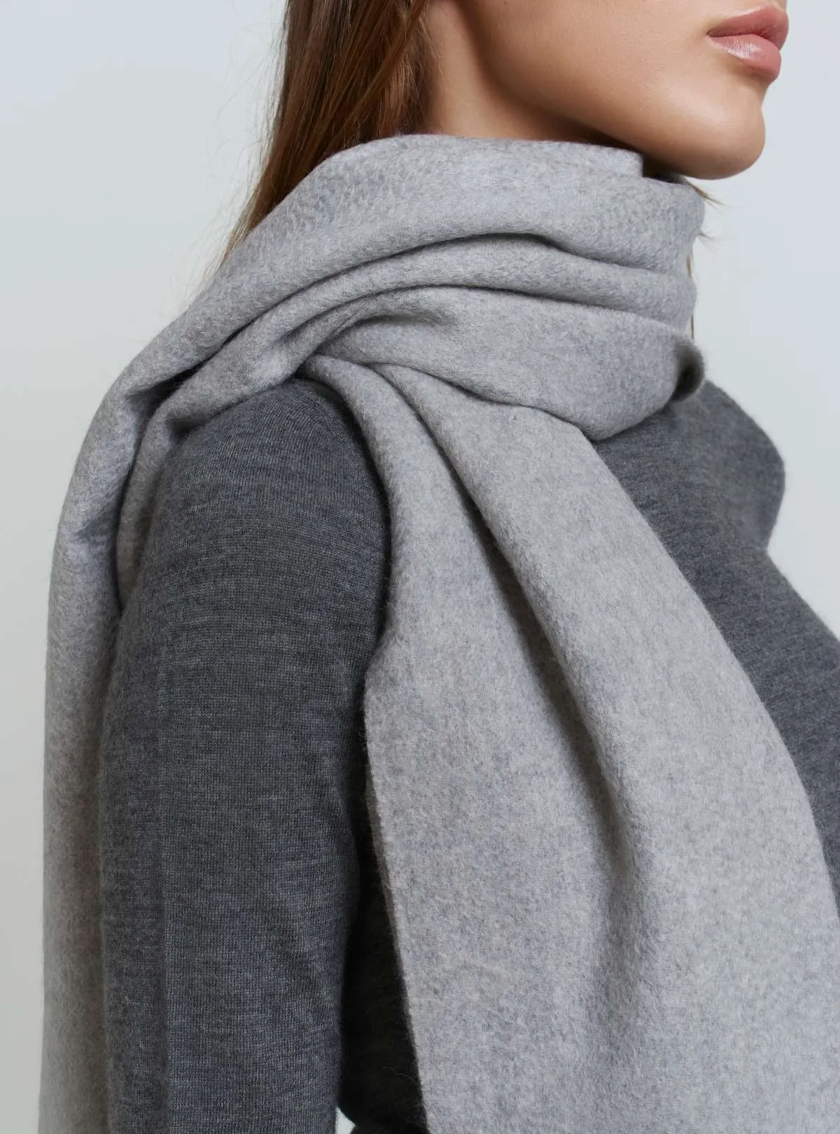 DOUBLE GREY CASHMERE SCARF